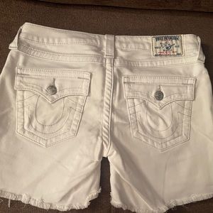 Women’s white True Religion shorts